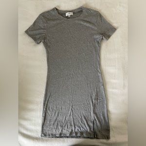 Tshirt Dress with Slit